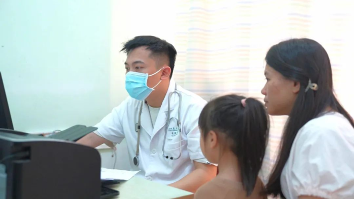 海南中部儿科急诊实现"零空白"！家门口的"生命快线"守护儿童成长