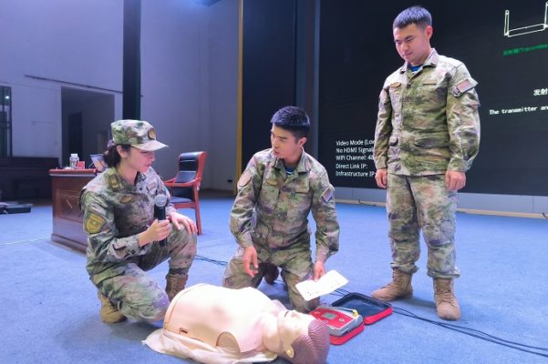 解放军总医院海南医院医护协同送健康进基层，多元科普为强军添保障