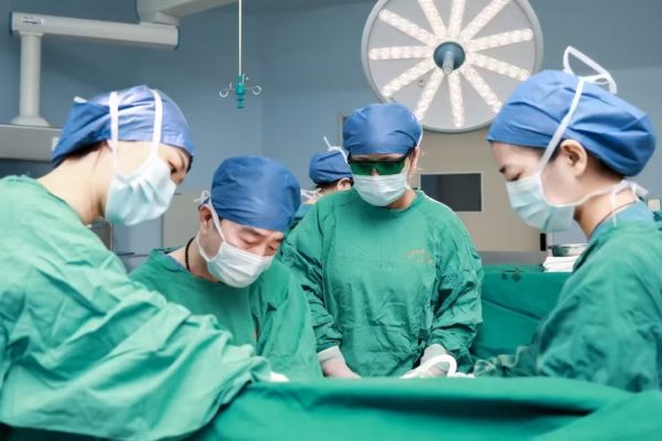 生命奇迹一位年轻乳腺癌患者抗癌历程