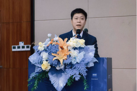 新一代机器人全飞秒VISUMAX 800落户海南国爱眼科