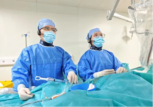 海医一附院顺利完成首例经皮肾动脉交感神经射频消融术（RDN）