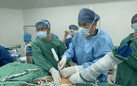 术后第二天就抬手！海南省人民医院破解高龄巨大肩袖撕裂治疗难题