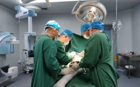 告别疼痛，重踏乡路：洪先生在乐东黎族自治县人民医院的“行走”新生