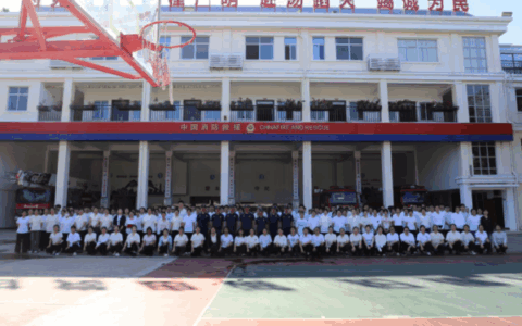 锻造白衣战士“生命防火墙”海南医院新入职实习生走进消防大队