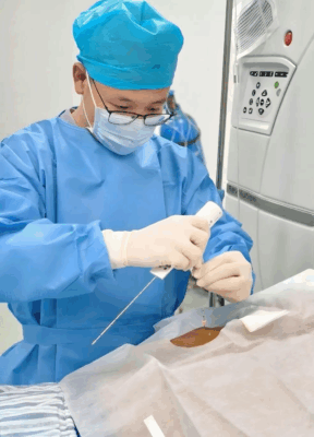 海南省人民医院定安分院成功开展首例CT引导下经皮肺穿刺活检术