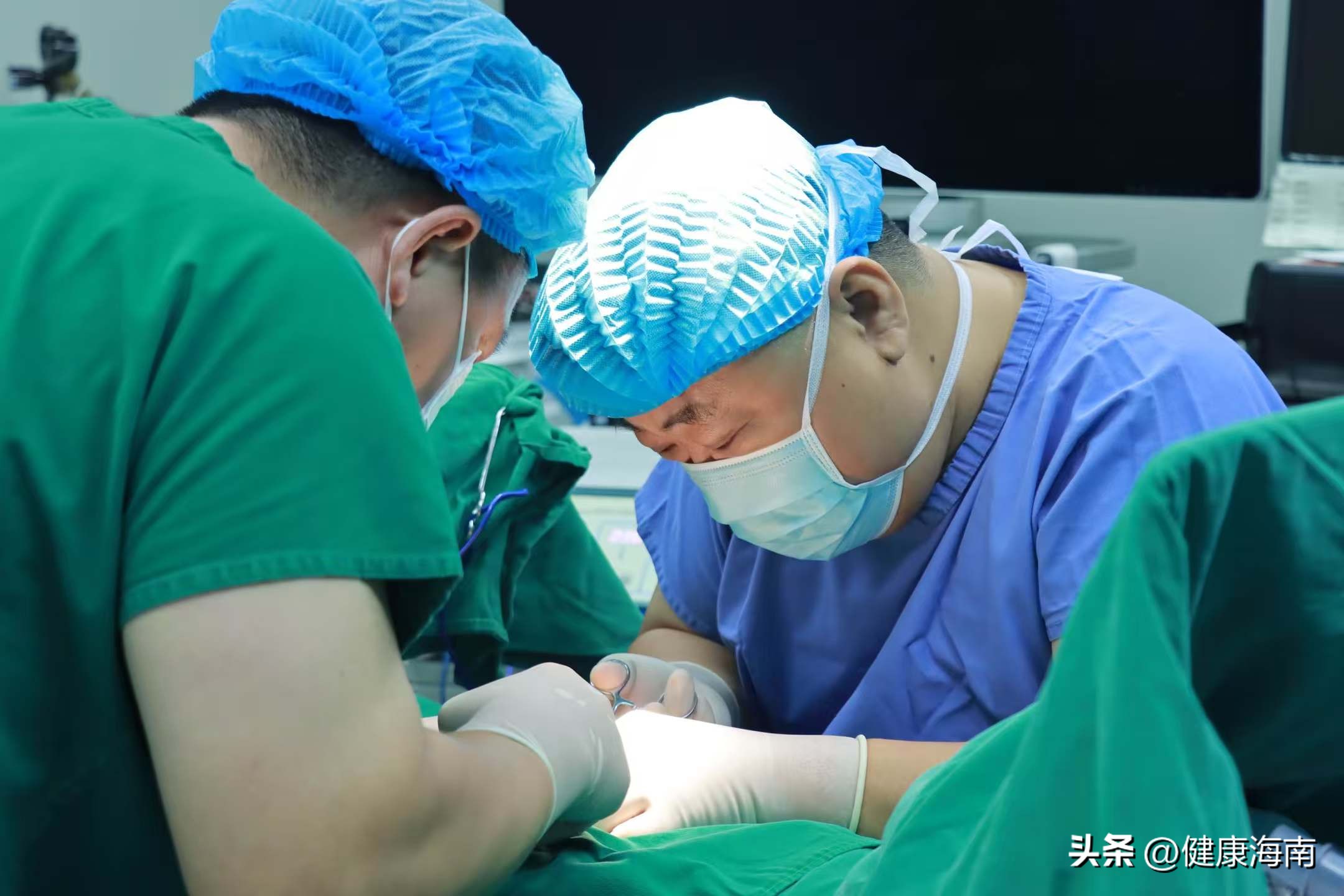 许蓬：在显微镜下探寻生命的“火种”