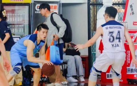 前交叉韧带完全断裂，十周重返赛场？运动医学科助力运动员重返赛场巅峰