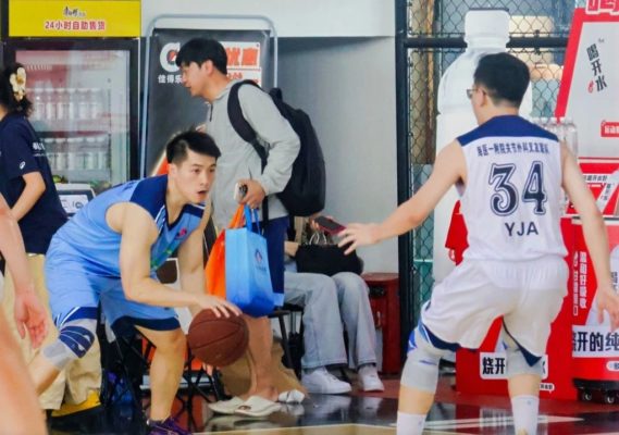 前交叉韧带完全断裂，十周重返赛场？运动医学科助力运动员重返赛场巅峰