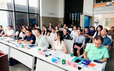 自贸港聚焦！2025海南医疗器械产业发展报告（预览版）发布会在海口成功举办