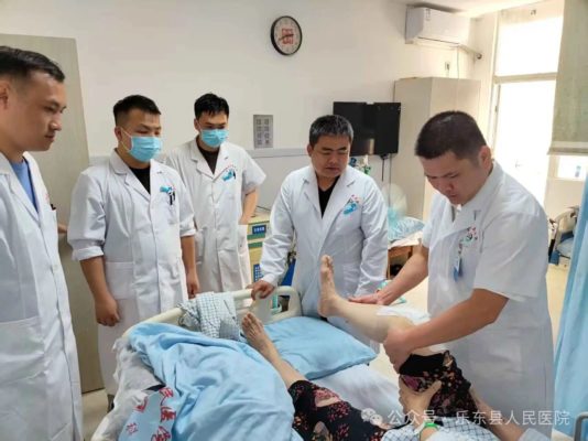 14年膝痛一朝解:单髁置换术让66岁林阿姨重获轻松步伐