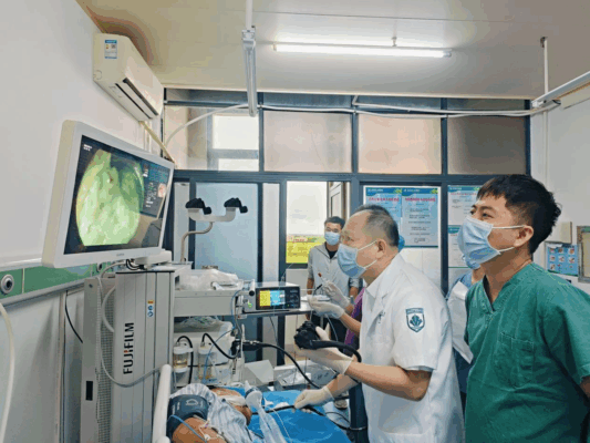 海南省人民医院定安分院成功实施首例下咽早癌内镜微创治疗