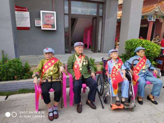 医护助力  百岁抗战老兵病房“圆梦”