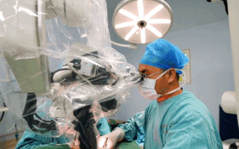 海南省肿瘤医院成功实施颅底顶级手术