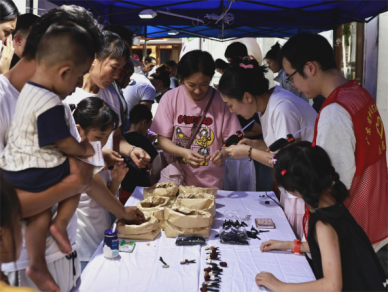 骑楼老街飘药香 健康服务暖椰城2025年“百市千县”中医药文化惠民活动 海口专场成功举办