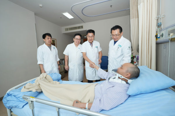 海南省肿瘤医院多学科联手降服罕见颈部肿瘤