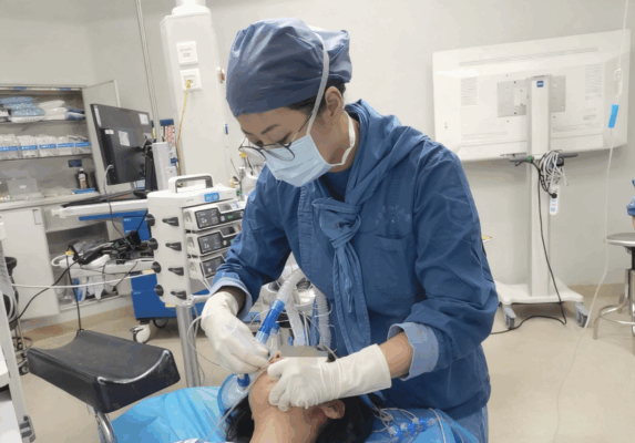 手术台“舒心”历险记：看海南省人民医院麻醉科如何帮患者“轻松通关”