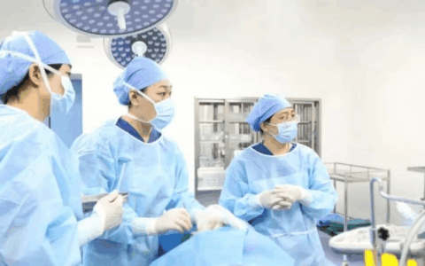 双胎一胎患重疾，海南现代妇女儿童医院成功干预减胎