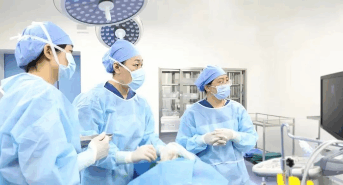 女子喜怀双胎！产前诊断一胎患重疾！多学科干预成功减胎，存胎发育良好