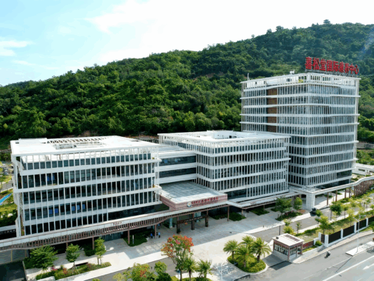 封关在即  凤凰健康加速国际化布局   喜松堂莫斯科中医文化馆与三亚国际康养中心同步开业