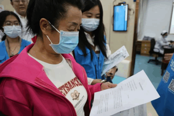 海南医科大学第二附属医院与寒热带候鸟人群健康队列项目海口合作社区全面对接成功