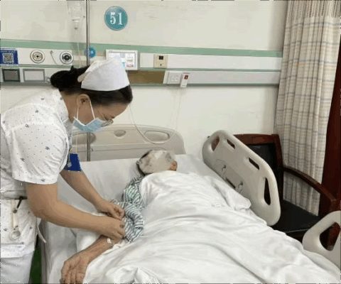 海医二院肝胆胰外科二区成功救治多名高龄疑难病患者纪实