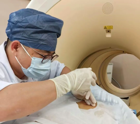 与死神竞速，为生命拔河：晚期肺癌脑膜转移重症患者的惊险逆转