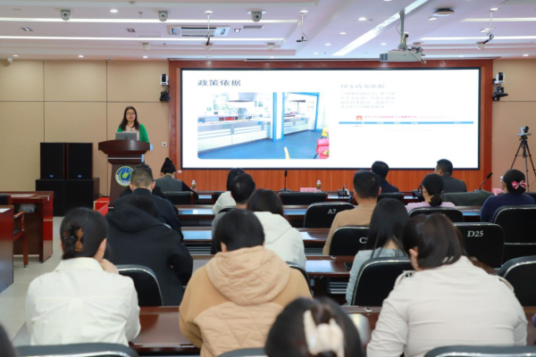 海南医科大学第一附属医院获评“2025年海南省营养健康食堂” 从