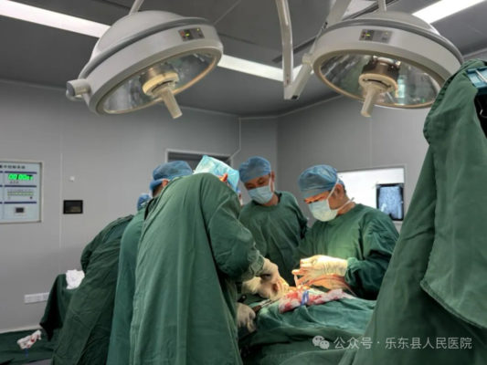 【仁心守护 百岁新生】98岁高龄骨折患者成功救治，乐东县人民医院多学科协作再创生命奇迹
