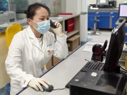 一通救命电话，她拨了3小时…