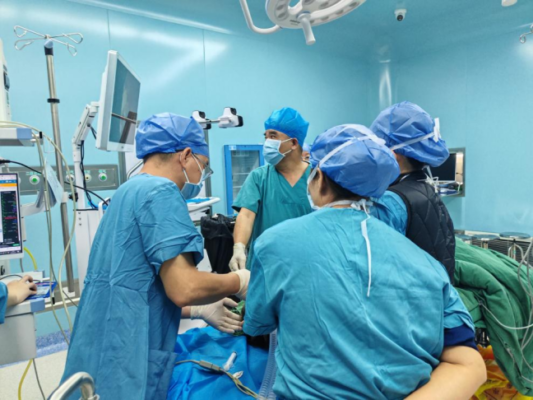  3分钟“镜”准除险！澄迈县人民医院成功为 2 岁幼童取出胃内误食硬币