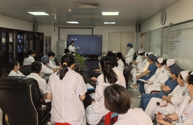 血压250、尿液酱油色...我院打破常规，成功救治危重HELLP综合征孕妇