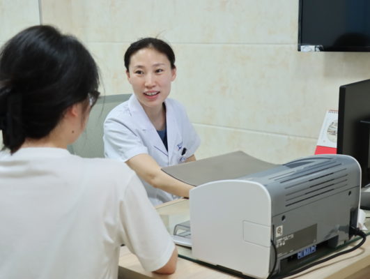 从“怀得上”到“生得好”——海南菁华生殖妇产医院“保胎天团”纪实