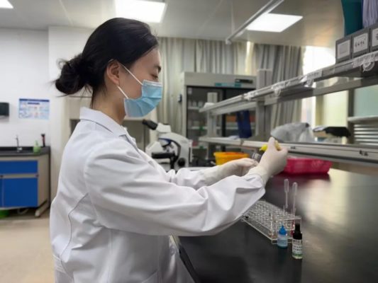 比“熊猫血”更稀有！海医一附院输血科精准鉴定类孟买A型“恐龙血”