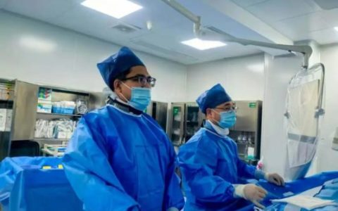 心脏血管“钙化”怎么办？振波“碎石”+旋磨“开路”，两大技术联手打通生命线