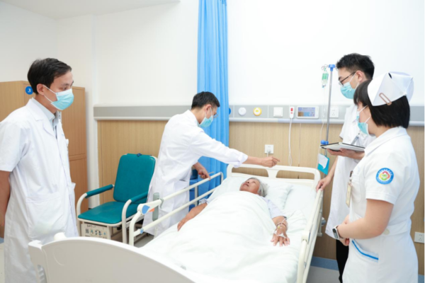 生死竞速显担当 多科联动护脑安 海南省老年病医院多学科协作成功救治急性脑梗死患者
