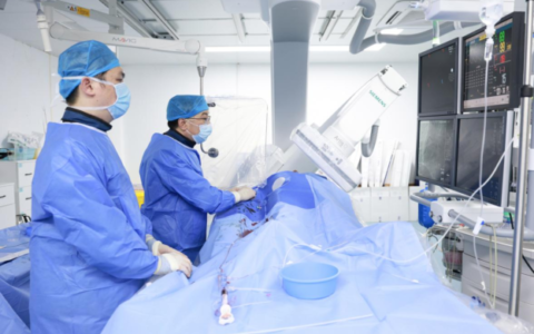 双向转诊筑防线  上下联动救“心”危 海南省老年病医院成功完成急性心梗跨院协同救治