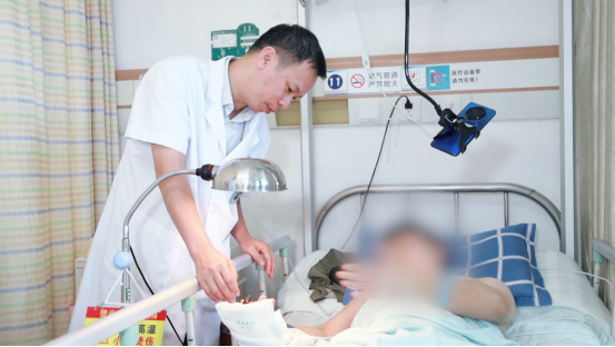5 小时高难度显微手术!海医一附院成功实施足拇趾移植食指再造