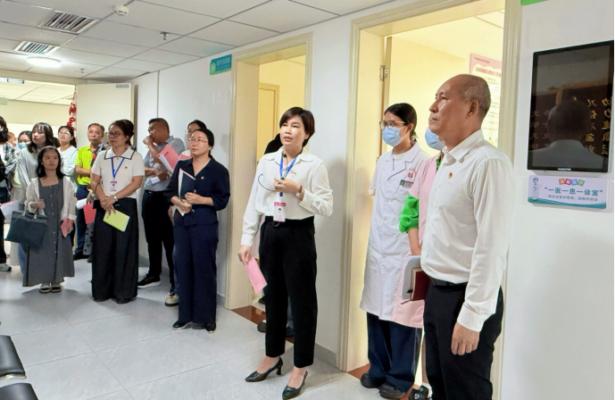县委县直机关党建观摩团到乐东县妇幼保健院观摩交流