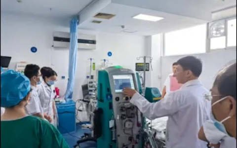 停搏60分钟后的“心”生：一名护士的ECMO生死闯关路