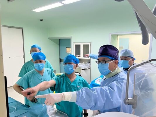 卸下背负20年“重壳”,解放军总医院海南医院多学科协作成功切除巨大神经纤维瘤