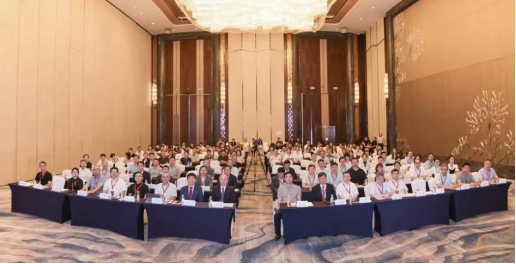 解放军总医院海南医院刘明波教授等全国头颈专家会集烟台,共探技术协作与学术发展新路径