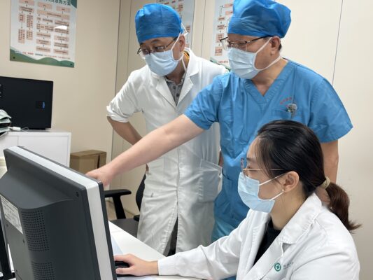 海南省肿瘤医院开展氩氦刀纳入医保后首批冷冻消融手术