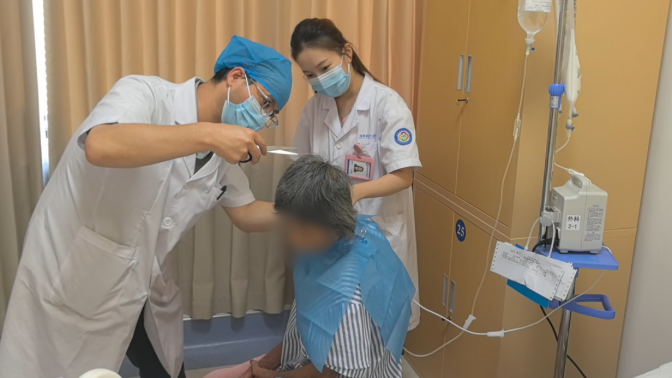 从"回家等待"到平安出院——海南省老年病医院成功救治一名77岁高龄危重症老人